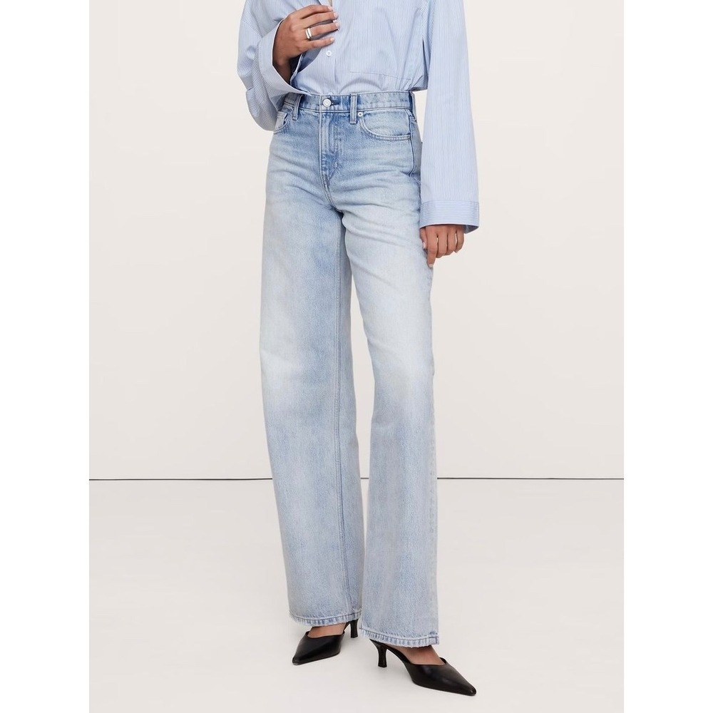 Banana Republic The Icon Classic Wide-Leg Jean Sunwashed Light Wash 28 Retro